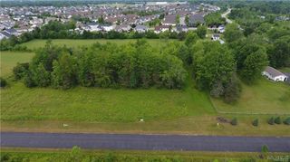 453 Pleasant View Drive, Lancaster, NY 14086