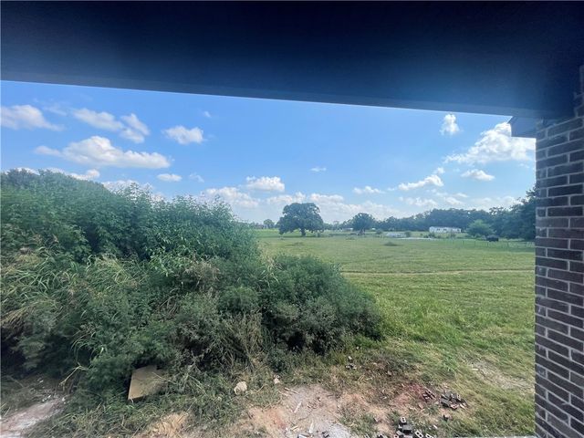 1035 NW Vaughn Road, Bentonville, AR 72713