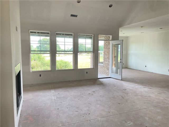 1035 NW Vaughn Road, Bentonville, AR 72713