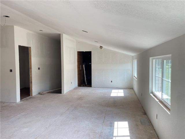 1035 NW Vaughn Road, Bentonville, AR 72713
