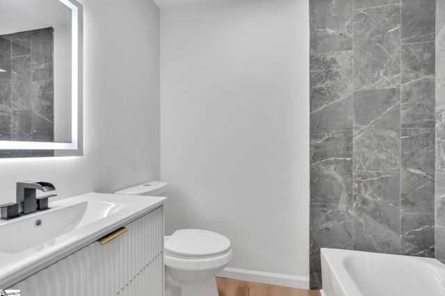 8 E Sable Court, Greenville, SC 29609