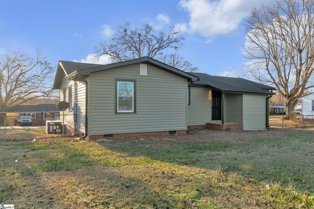 8 E Sable Court, Greenville, SC 29609