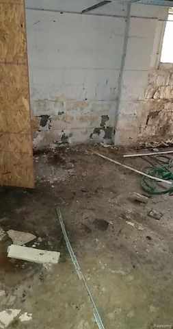 3489 Seyburn Street, Detroit, MI 48214