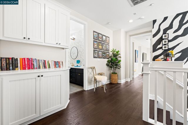 30 Autumn Trail Ln, Walnut Creek, CA 94595