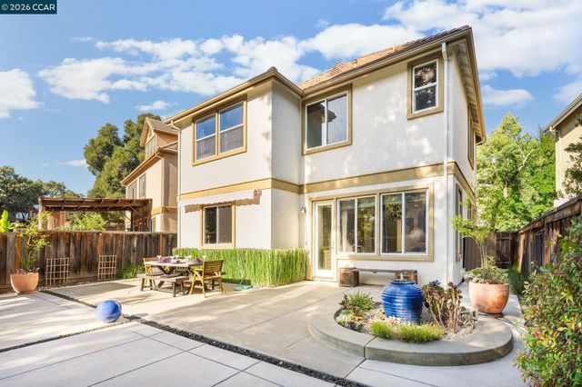 30 Autumn Trail Ln, Walnut Creek, CA 94595