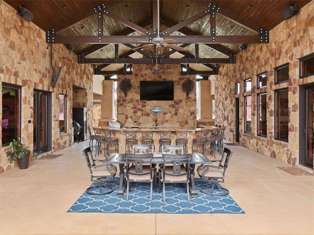 600 County Road 257, Liberty Hill, TX 78642