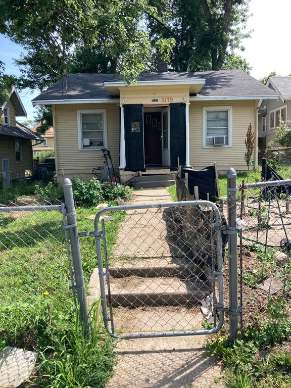 3179 Larimore Avenue, Omaha, NE 68111