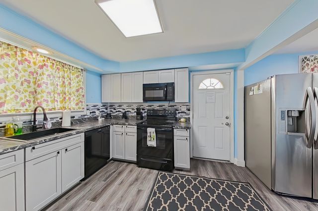 811 LINCOLN AVE, Burlington City, NJ 08016