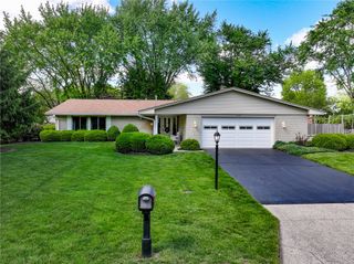 1135 Clintshire Drive, Centerville, OH 45459