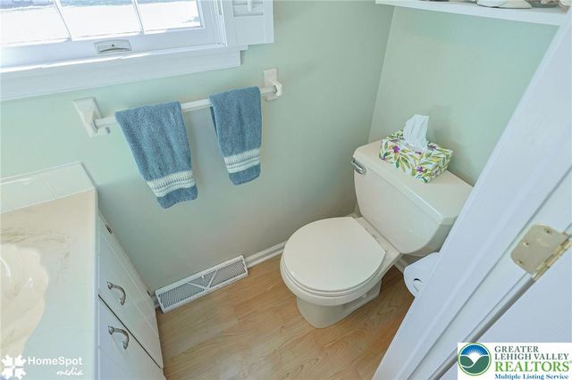 4535 Graystone Drive, Lower Nazareth Twp, PA 18064