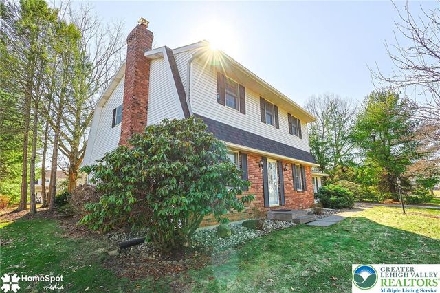 4535 Graystone Drive, Lower Nazareth Twp, PA 18064