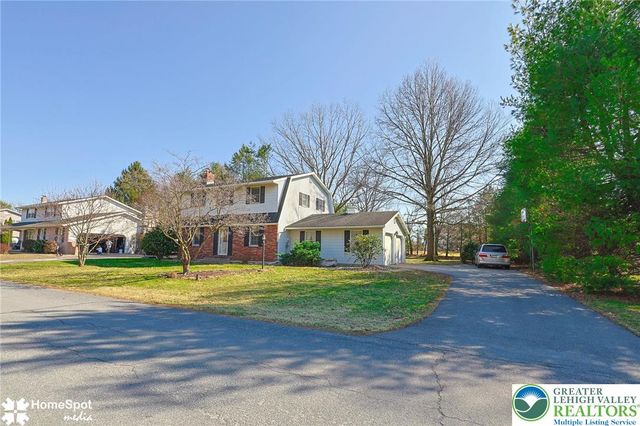 4535 Graystone Drive, Lower Nazareth Twp, PA 18064