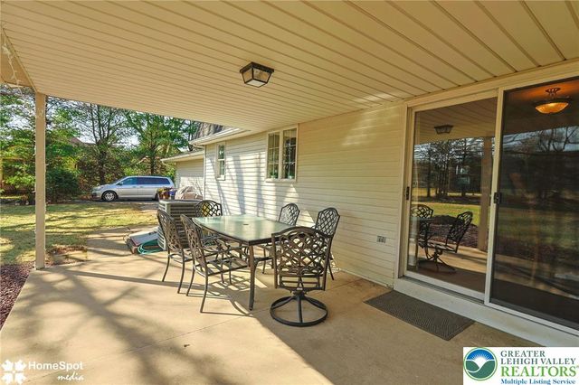 4535 Graystone Drive, Lower Nazareth Twp, PA 18064