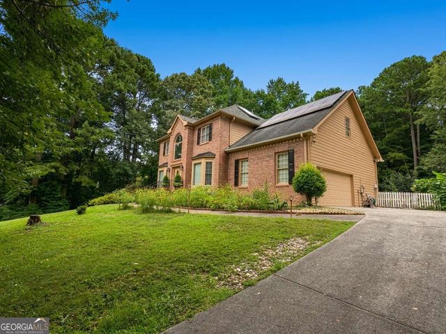 2365 Friars Gate Drive, Lawrenceville, GA 30043