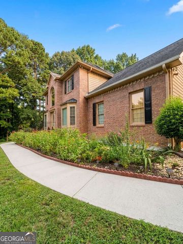 2365 Friars Gate Drive, Lawrenceville, GA 30043