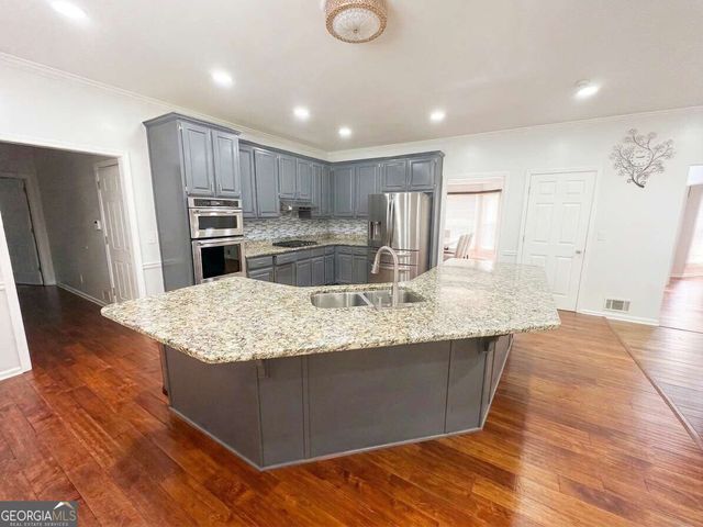 2365 Friars Gate Drive, Lawrenceville, GA 30043