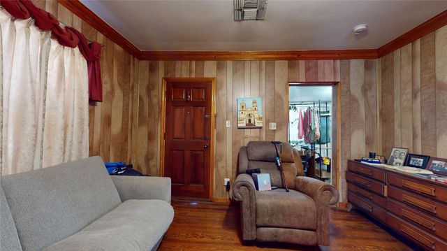 4725 Beggs Street, Houston, TX 77009