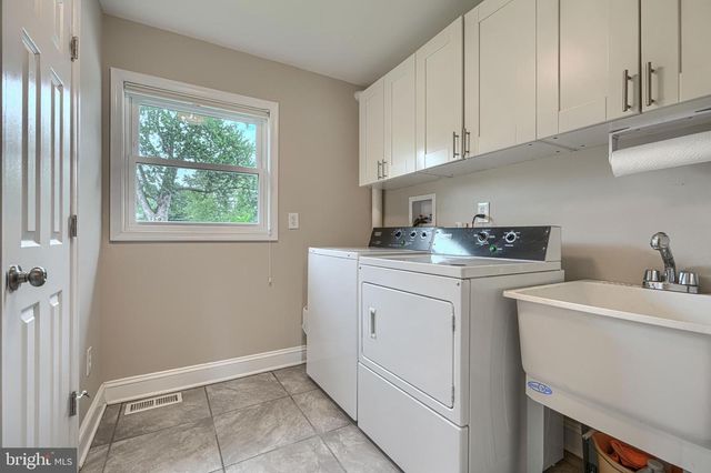 1001 KIRKCOLM RD, Towson, MD 21286