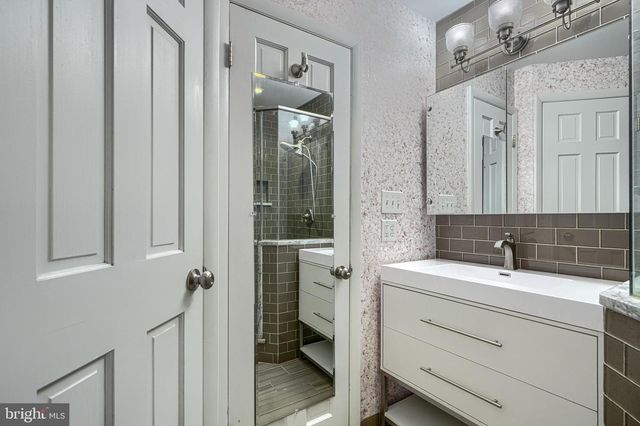 1001 KIRKCOLM RD, Towson, MD 21286