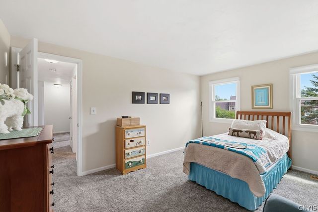 4257 Mayfair Circle, Clay, NY 13090