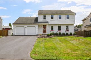 4257 Mayfair Circle, Clay, NY 13090