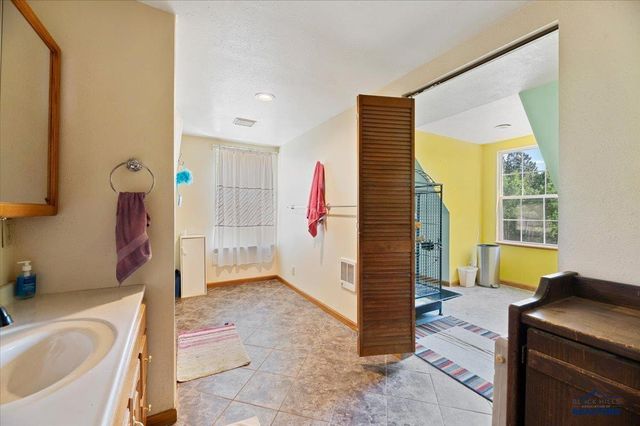 20813 Mollman R LEAD, Lead, SD 57754