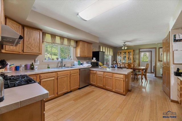 20813 Mollman R LEAD, Lead, SD 57754