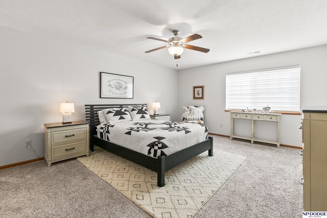 8661 N 162 Plaza, Bennington, NE 68007