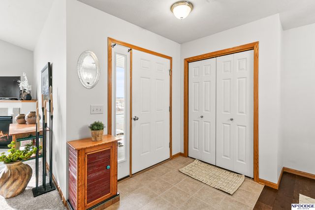 8661 N 162 Plaza, Bennington, NE 68007