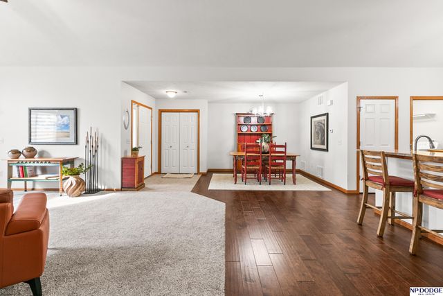 8661 N 162 Plaza, Bennington, NE 68007