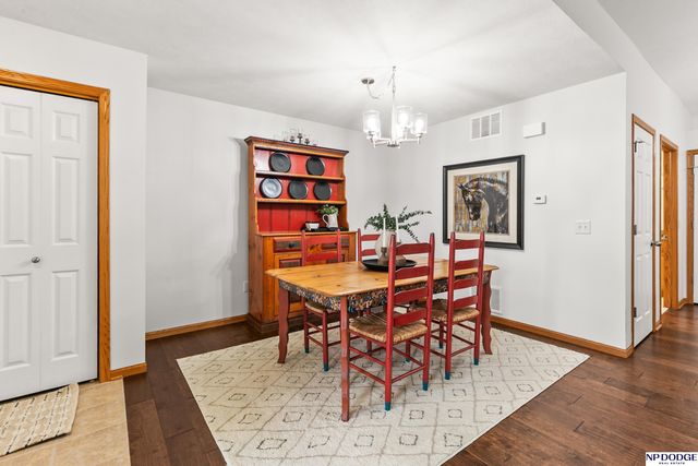 8661 N 162 Plaza, Bennington, NE 68007