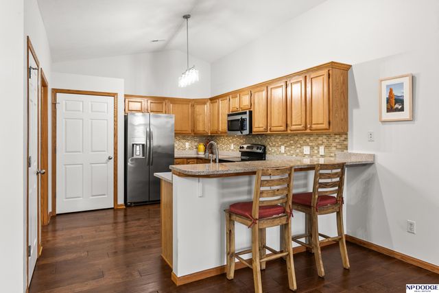 8661 N 162 Plaza, Bennington, NE 68007