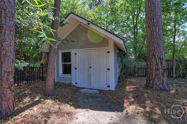 26 Sapelo Road, Savannah, GA 31410