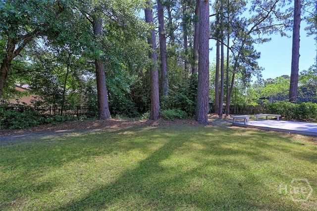 26 Sapelo Road, Savannah, GA 31410