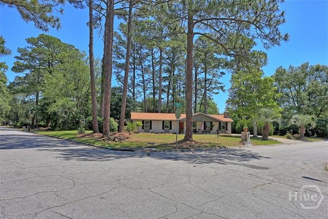 26 Sapelo Road, Savannah, GA 31410