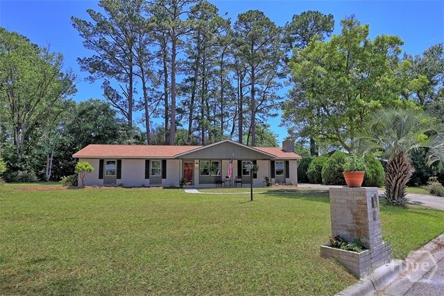 26 Sapelo Road, Savannah, GA 31410