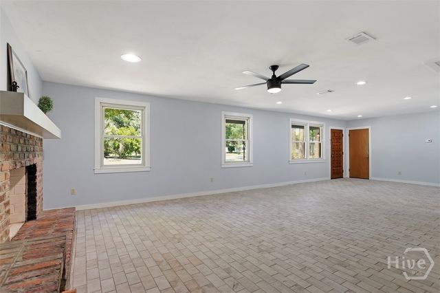 26 Sapelo Road, Savannah, GA 31410
