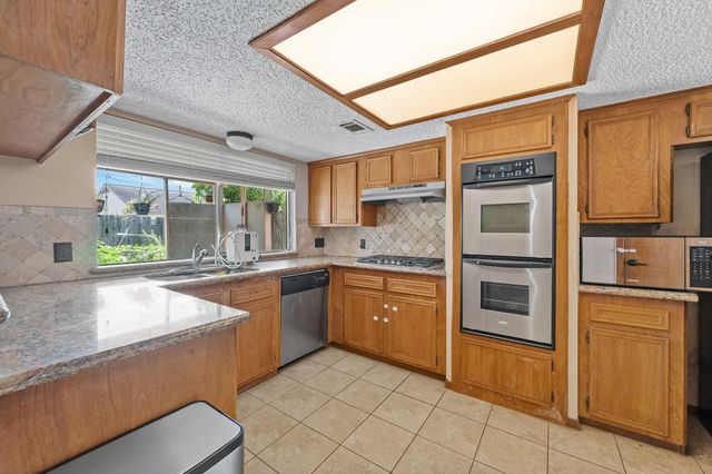 16715 Britford, Houston, TX 77084