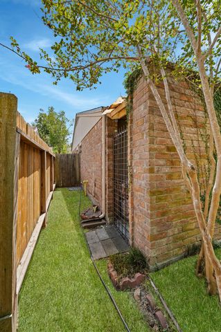 16715 Britford, Houston, TX 77084