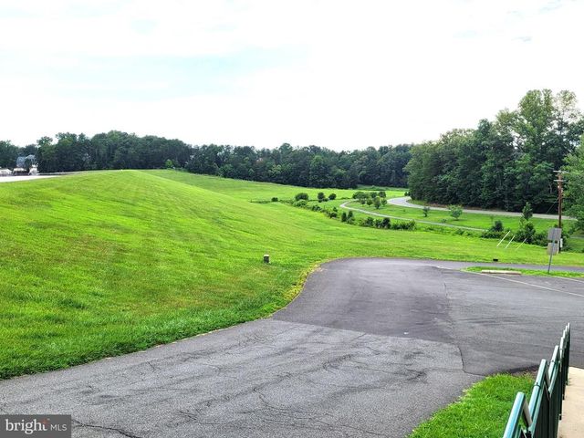 400 BATTLEFIELD RD, Locust Grove, VA 22508