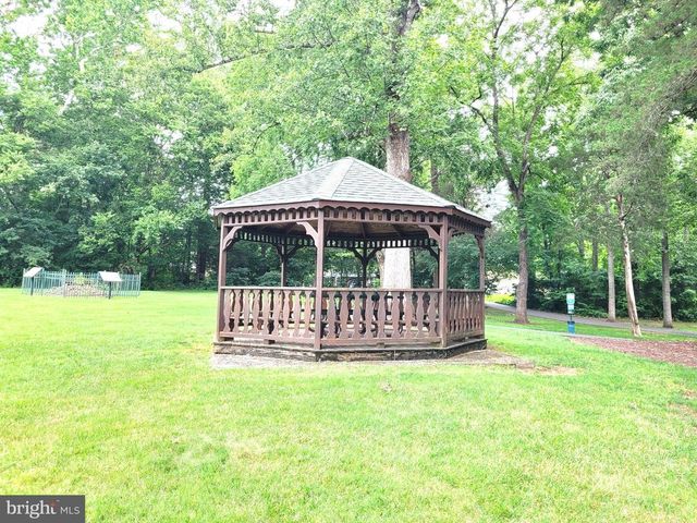 400 BATTLEFIELD RD, Locust Grove, VA 22508