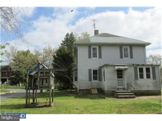 141 W CHURCH ST, Blackwood, NJ 08012
