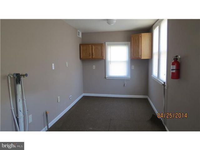141 W CHURCH ST, Blackwood, NJ 08012