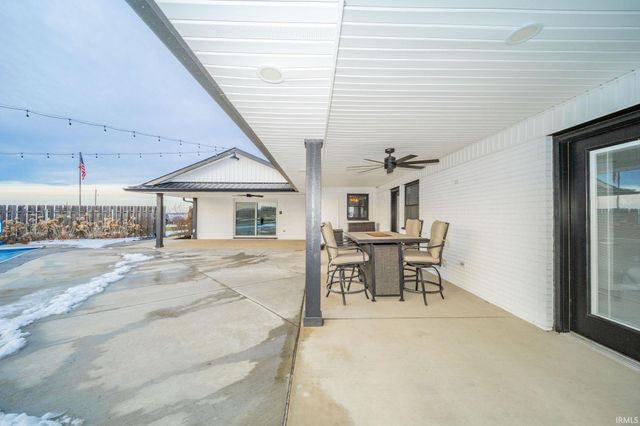 1909 W 600 S Road, Muncie, IN 47302