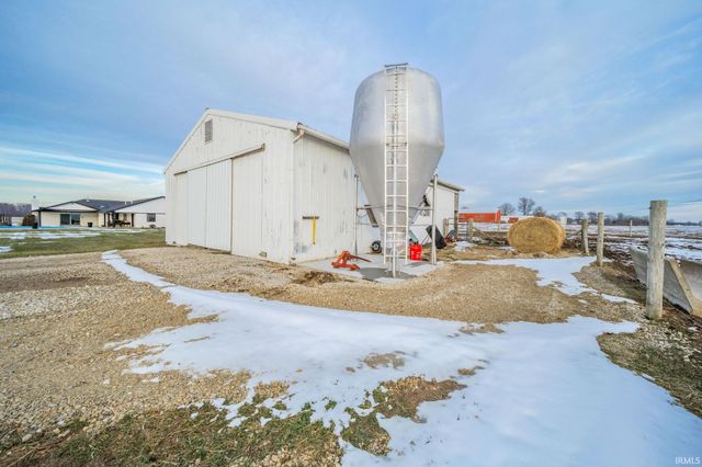 1909 W 600 S Road, Muncie, IN 47302