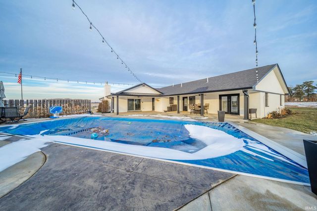 1909 W 600 S Road, Muncie, IN 47302