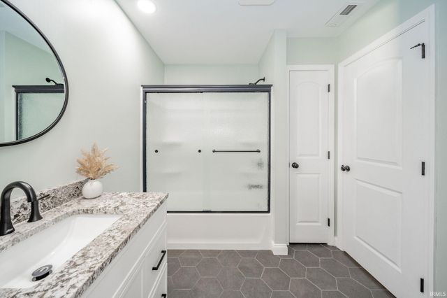 1909 W 600 S Road, Muncie, IN 47302