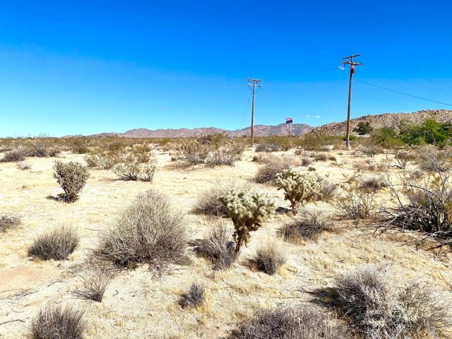 227 Sullivan Road, 29 Palms, CA 92277