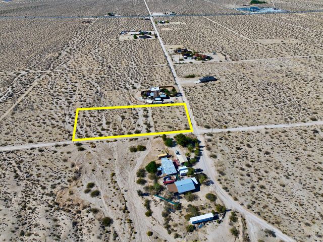 227 Sullivan Road, 29 Palms, CA 92277