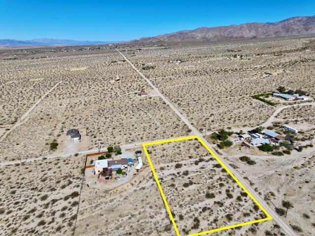 227 Sullivan Road, 29 Palms, CA 92277